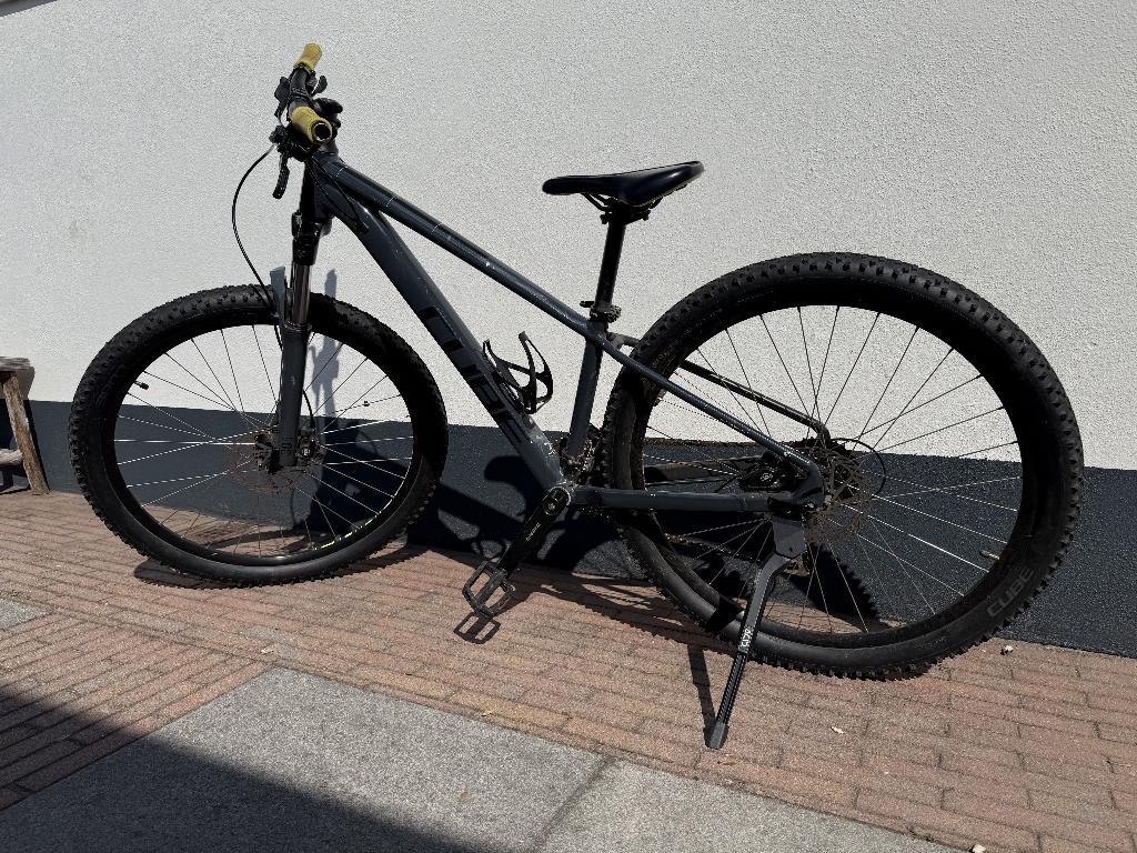 Cube aim pro mountainbike jongens, Fietsen en Brommers, Fietsen | Mountainbikes en ATB, Gebruikt, 45 tot 49 cm, Ophalen, Overige merken