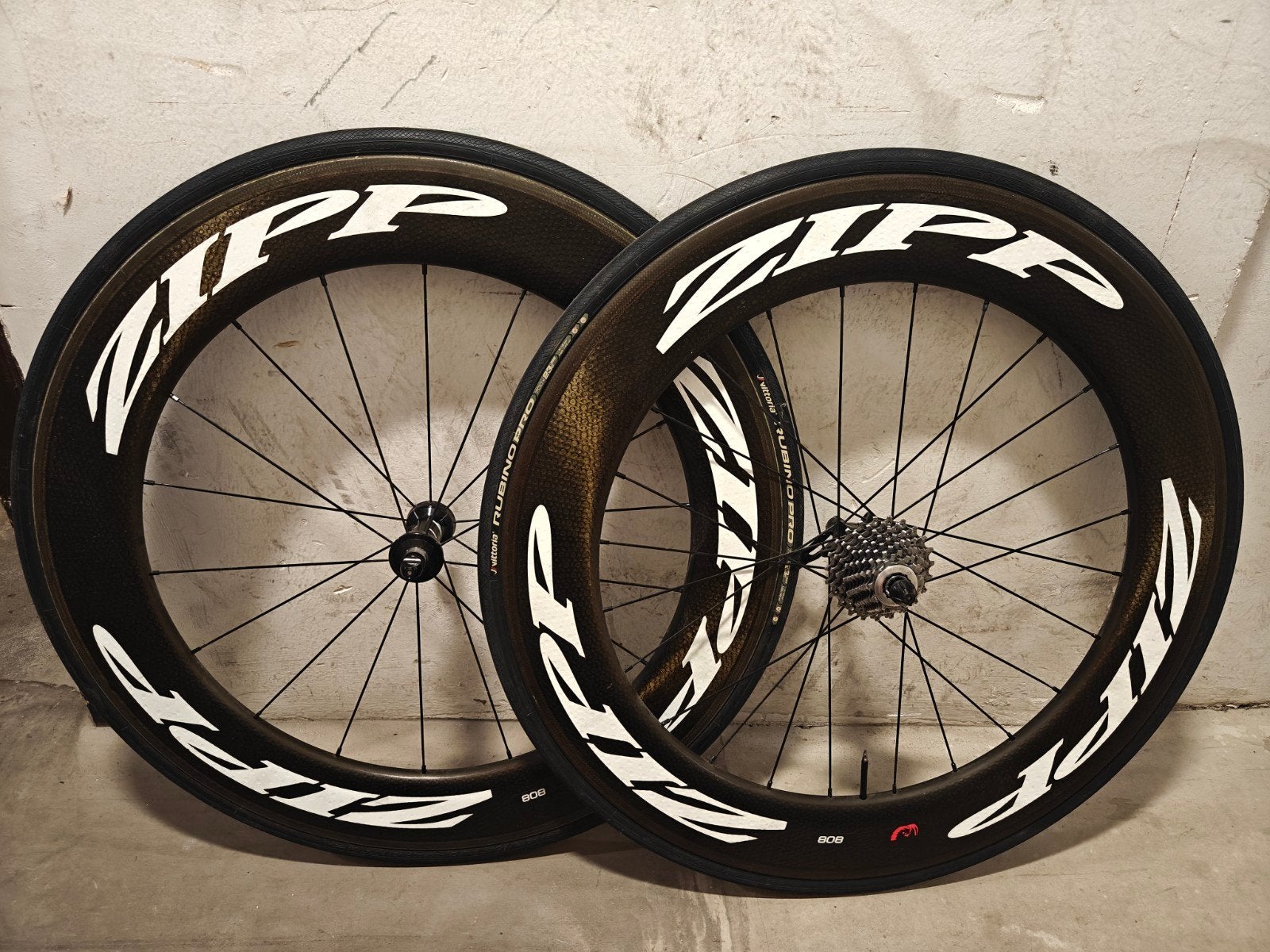 Zipp 808 carbon wielset clincher, Fietsen en Brommers, Fietsen | Racefietsen, 28 inch, Carbon, Velgrem, Zo goed als nieuw