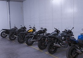 Motorstalling in centrum Haarlem, Ophalen