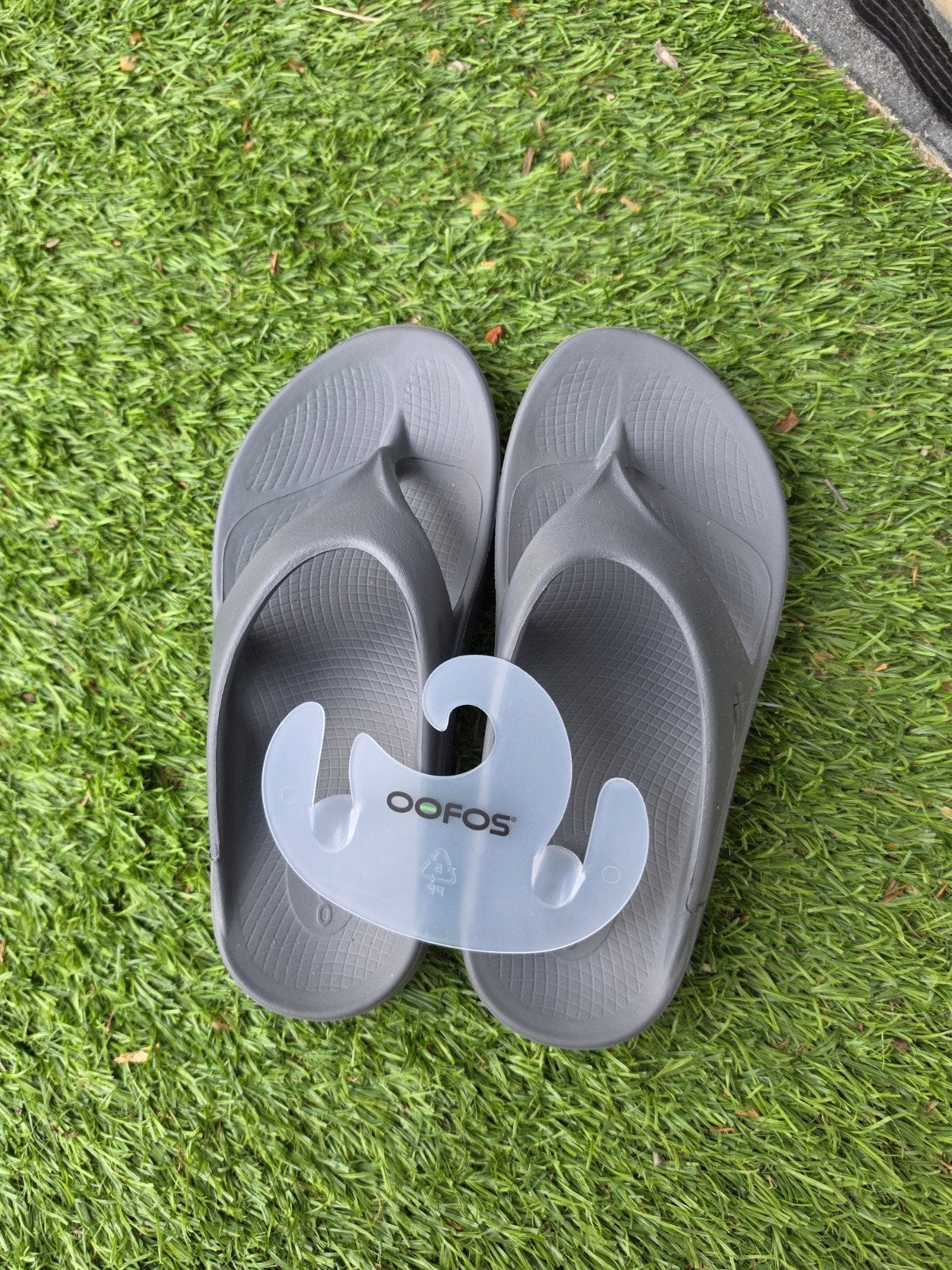 Oofos maat 41 teenslippers, Ophalen of Verzenden