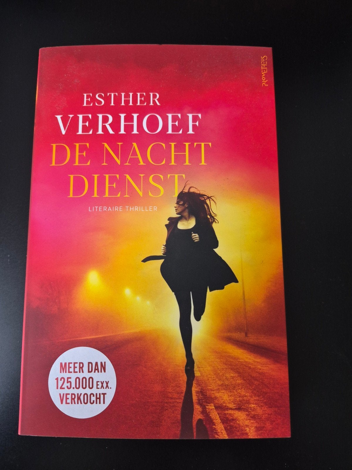 Esther Verhoef - De Nachtdienst (Literaire Thriller), Ophalen of Verzenden, Zo goed als nieuw, Esther Verhoef, Nederland