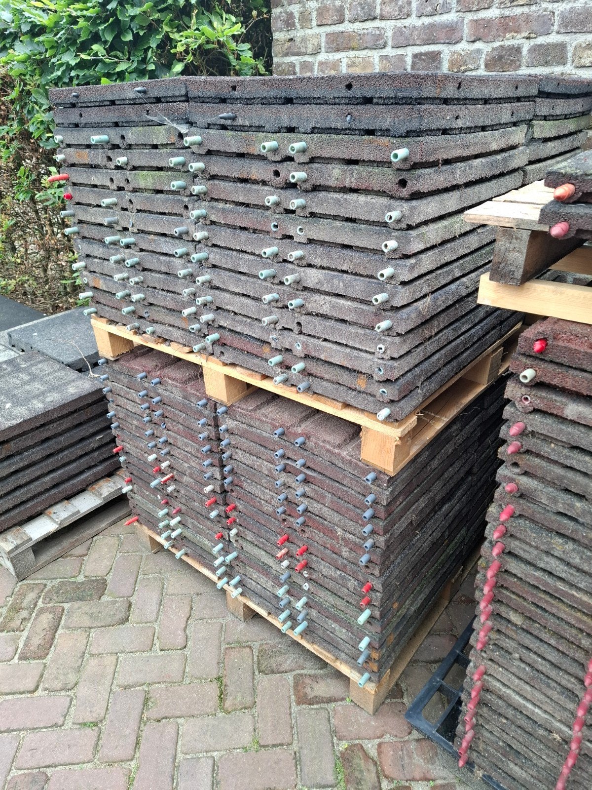✅️️ Rubberen tegels 50x50x4,5 cm. Speeltoestellen Zwembaden, Ophalen