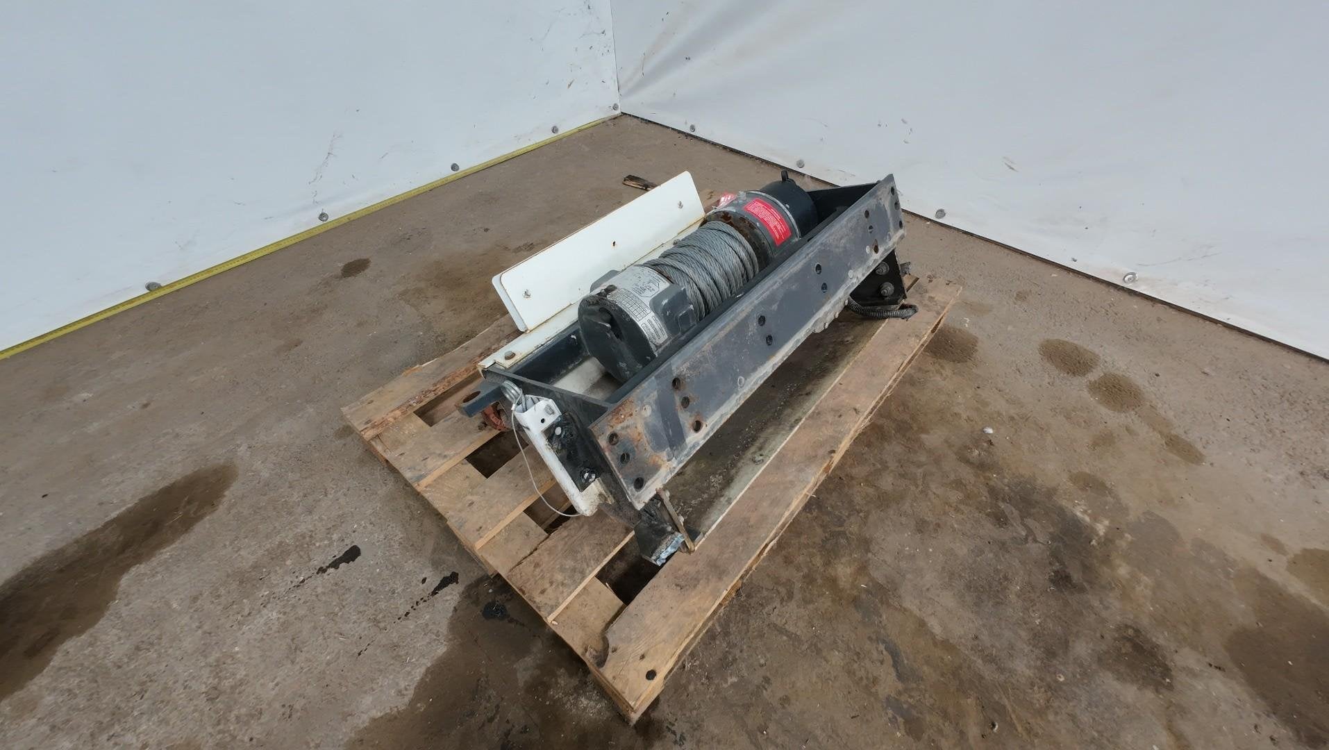Ingersoll Rand Electric Winch 3500KG - New condition Ingerso