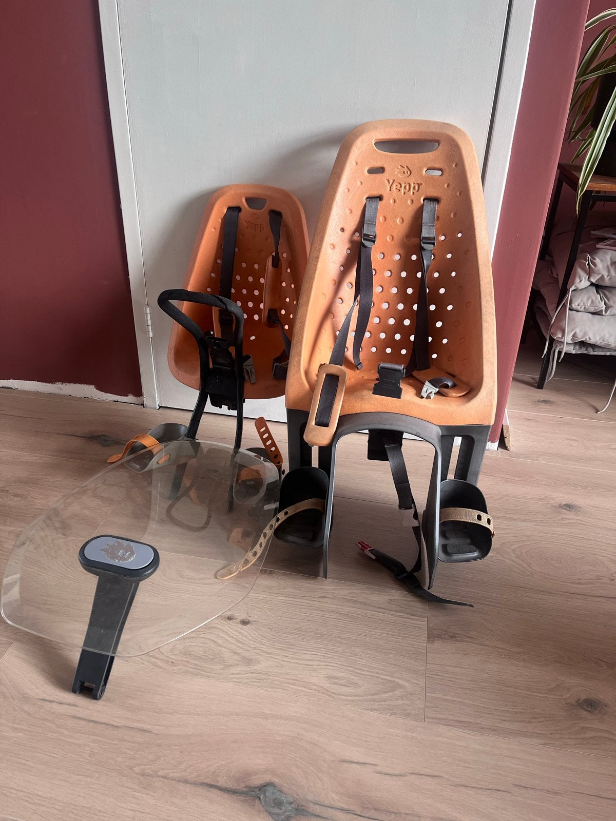 Twee Yepp fietszitjes (voor en achter), Ophalen, Achterzitje, 9 t/m 36 kg, Gebruikt