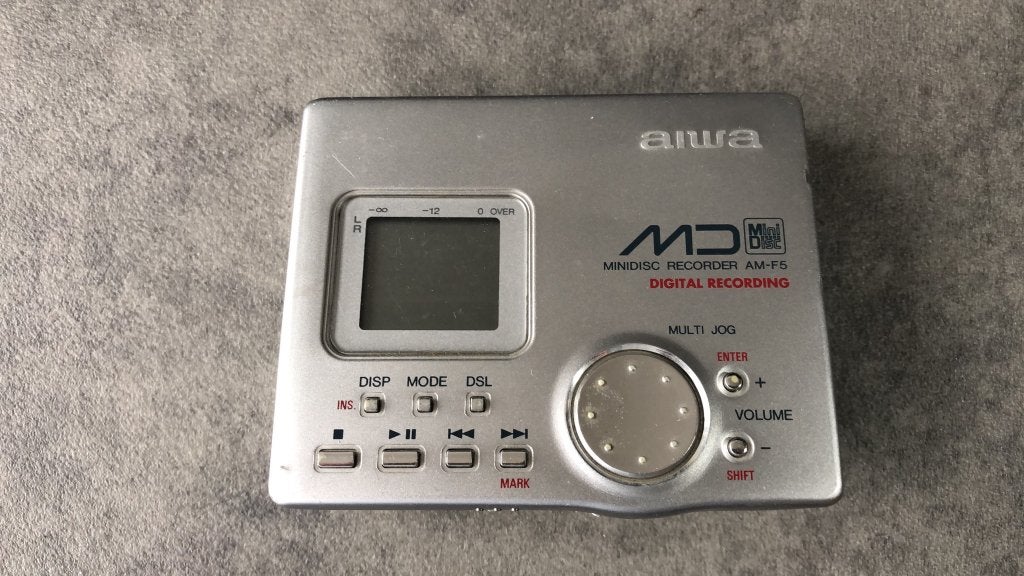 Aiwa AM-F5 MiniDisc speler/recorder – complete set + discs, Ophalen of Verzenden, Minidisc-recorder