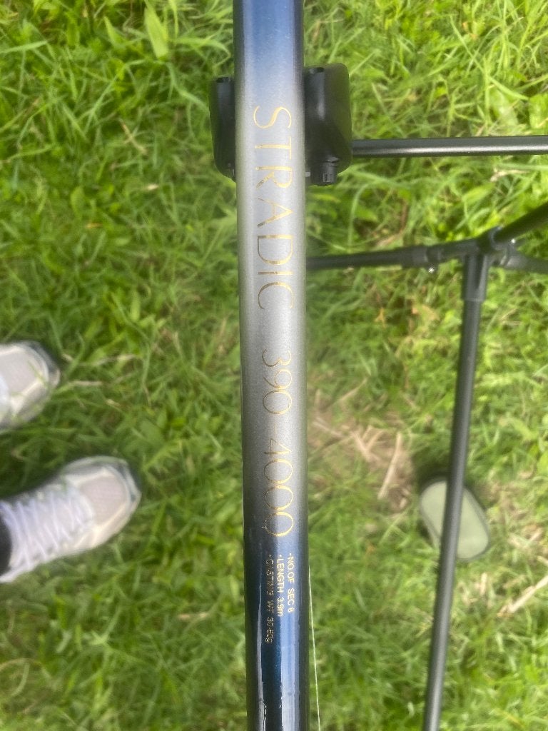 Shimano karperhengel + molen + gevlochten lijn, Watersport en Boten, Ophalen, Zo goed als nieuw, Complete set