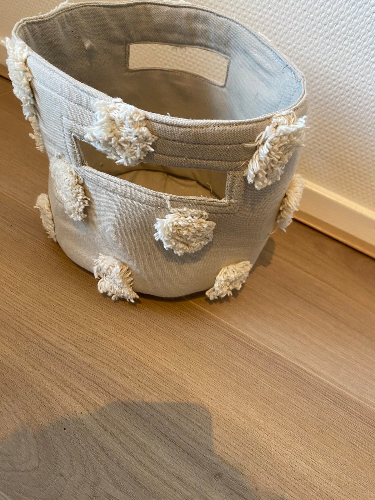 Nieuw mandje mand beige room kleur rond bloempot stof, Ophalen of Verzenden, Nieuw, Rond, Textiel