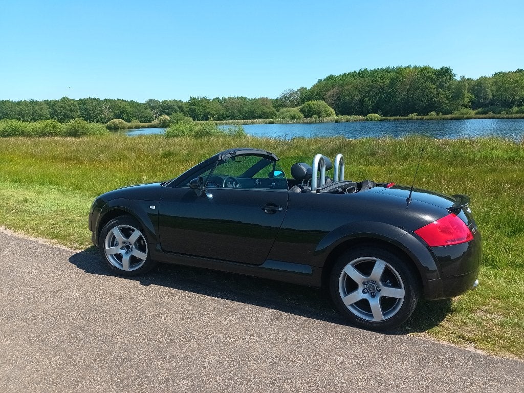 Audi TT 1.8 T Roadster, Voorwielaandrijving, TT, Zwart, 4 cilinders