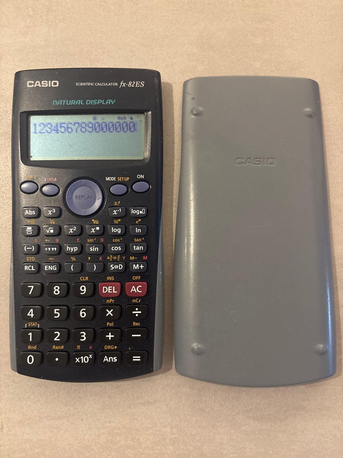 Goedwerkende Casio fx-82ES, Diversen, Rekenmachines, Ophalen of Verzenden