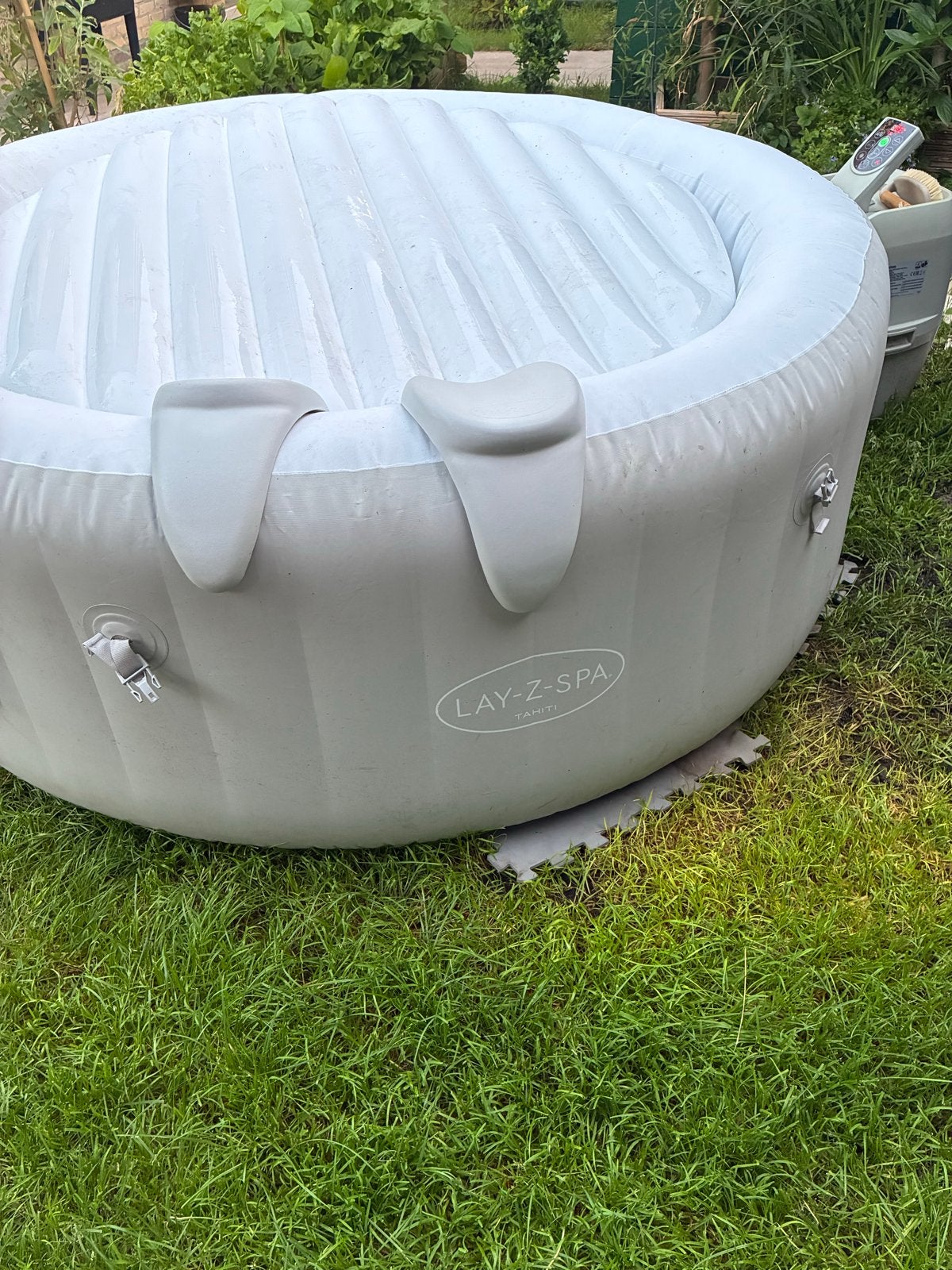 Lay-Z-Spa Tahiti AirJet opblaasbare jacuzzi met accessoires, Ophalen, Opblaaszwembad, Rond, Zo goed als nieuw