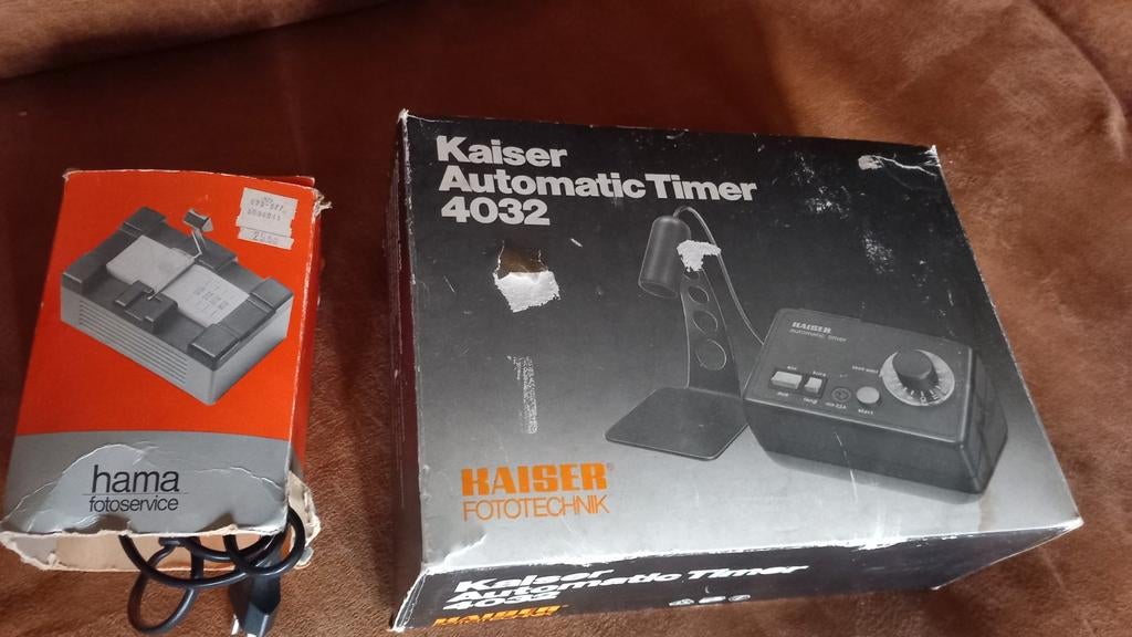 Kaiser automatic Timer 4032 + Hama diasnijder, Ophalen of Verzenden, Gebruikt