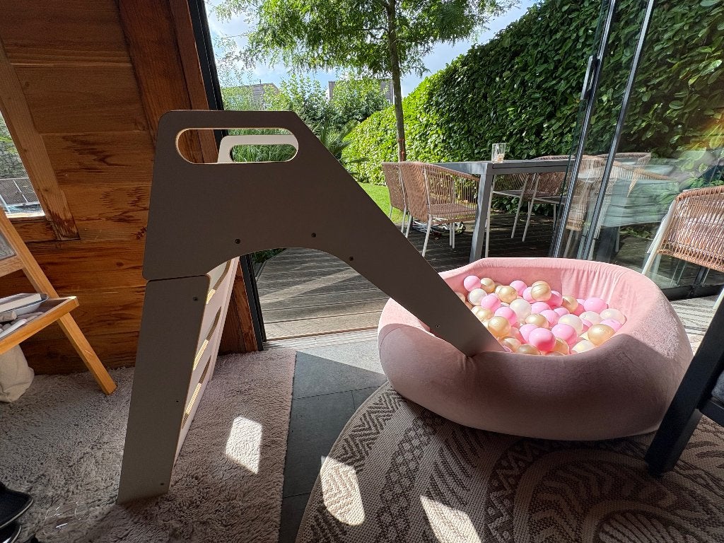 Misioo glijbaan met gratis ballenbak, Kinderen en Baby's, Ophalen, Zo goed als nieuw, Overige typen
