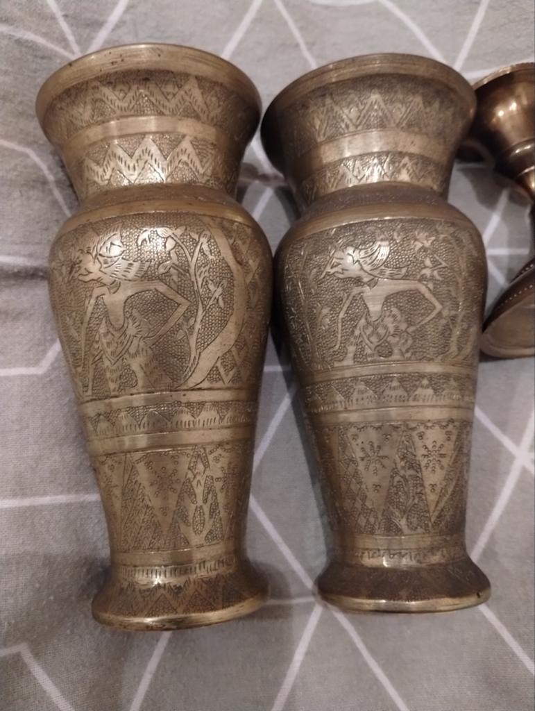 2 x vaas.vaasvormige betelnootspuugbak (Sirih) - Oost-Java, Ophalen of Verzenden