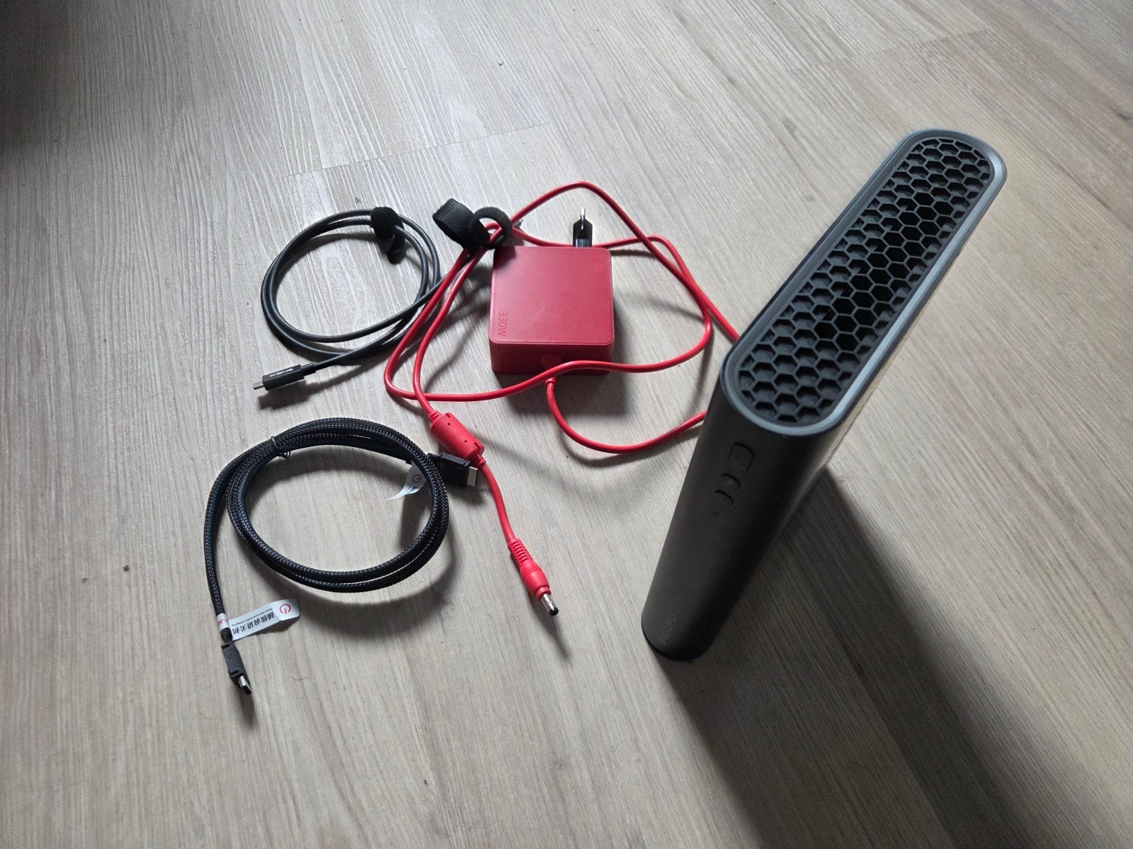 ONEXGPU 2 7800m, Computers en Software, Videokaarten, Overige soorten, PCI-Express 4, Nieuw, Ophalen of Verzenden