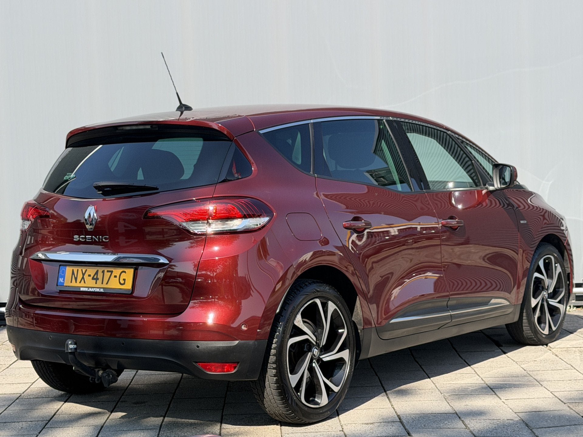 Renault Scénic BWJ 2017 | 1.5DCI 111PK Bose AUTOMAAT | TREK, Auto's, Gebruikt, 4 cilinders, 1850 kg, 1476 kg