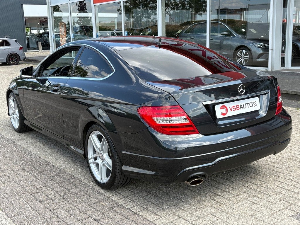 Mercedes-benz C-KLASSE C180 CGI 155PK COUPE AMG-PAKKET LEER, Euro 6, 4 cilinders, 157 pk, 4 stoelen