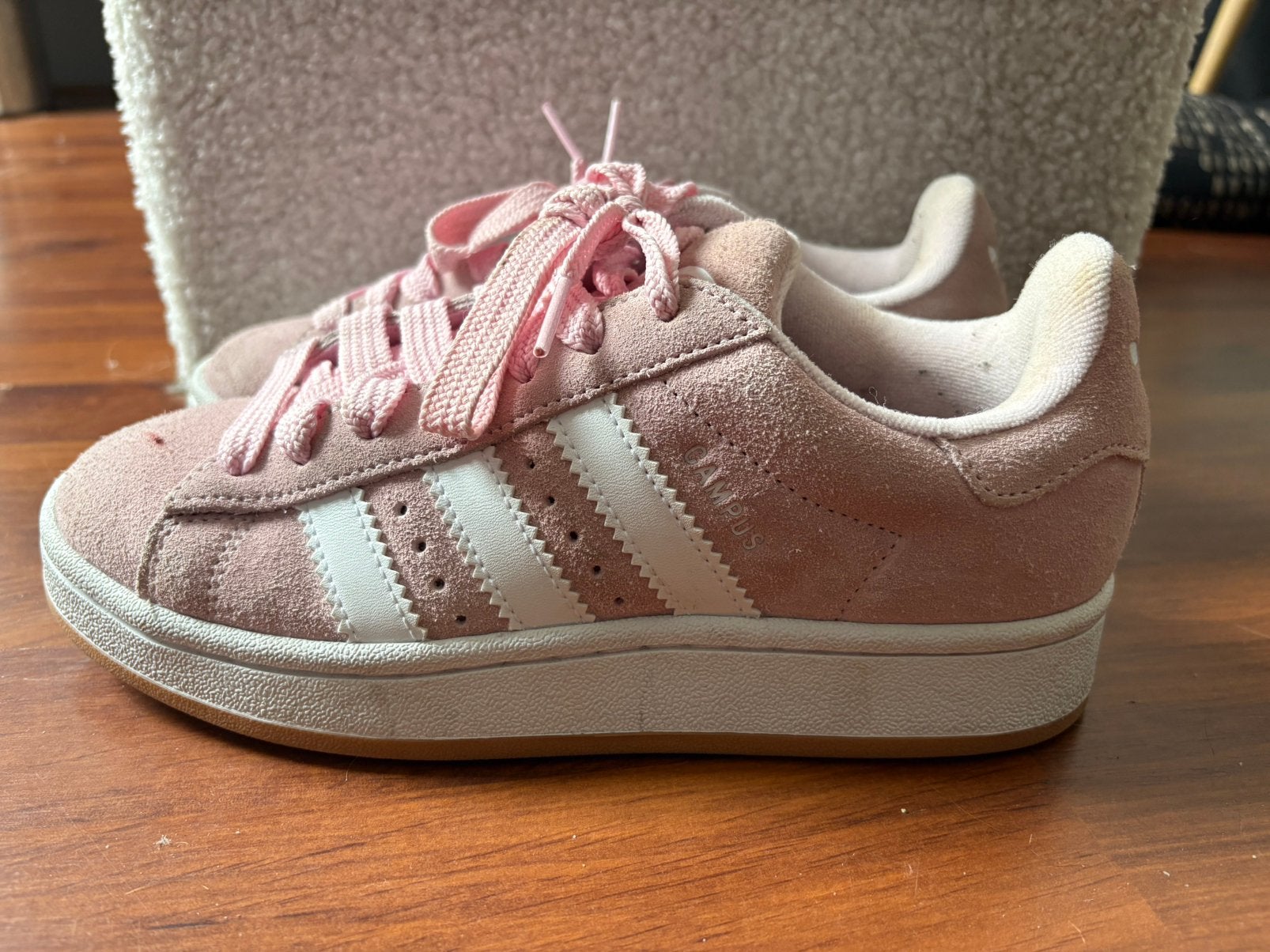 Adidas Campus, Ophalen, Sneakers of Gympen, Roze, Gedragen