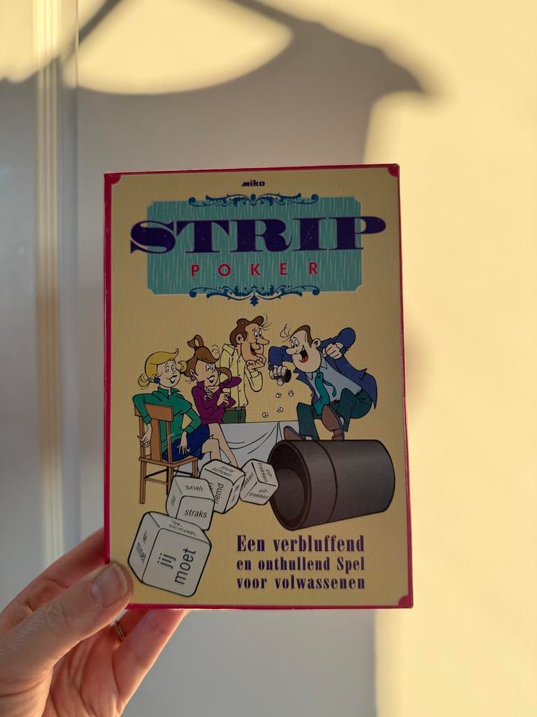 Strip Poker Spel voor Volwassenen - Miko, Hobby en Vrije tijd, Vijf spelers of meer, Ophalen of Verzenden, Gebruikt