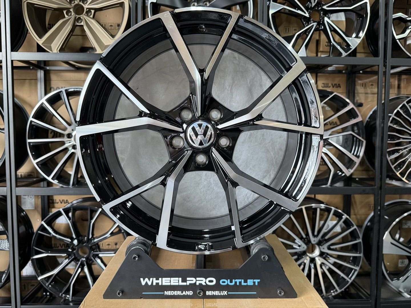 19'' ESTORIL R look velgen 5X112 Golf 7 8 8.5 T-ROC R-LOGO, Velg(en), -, -, Nieuw