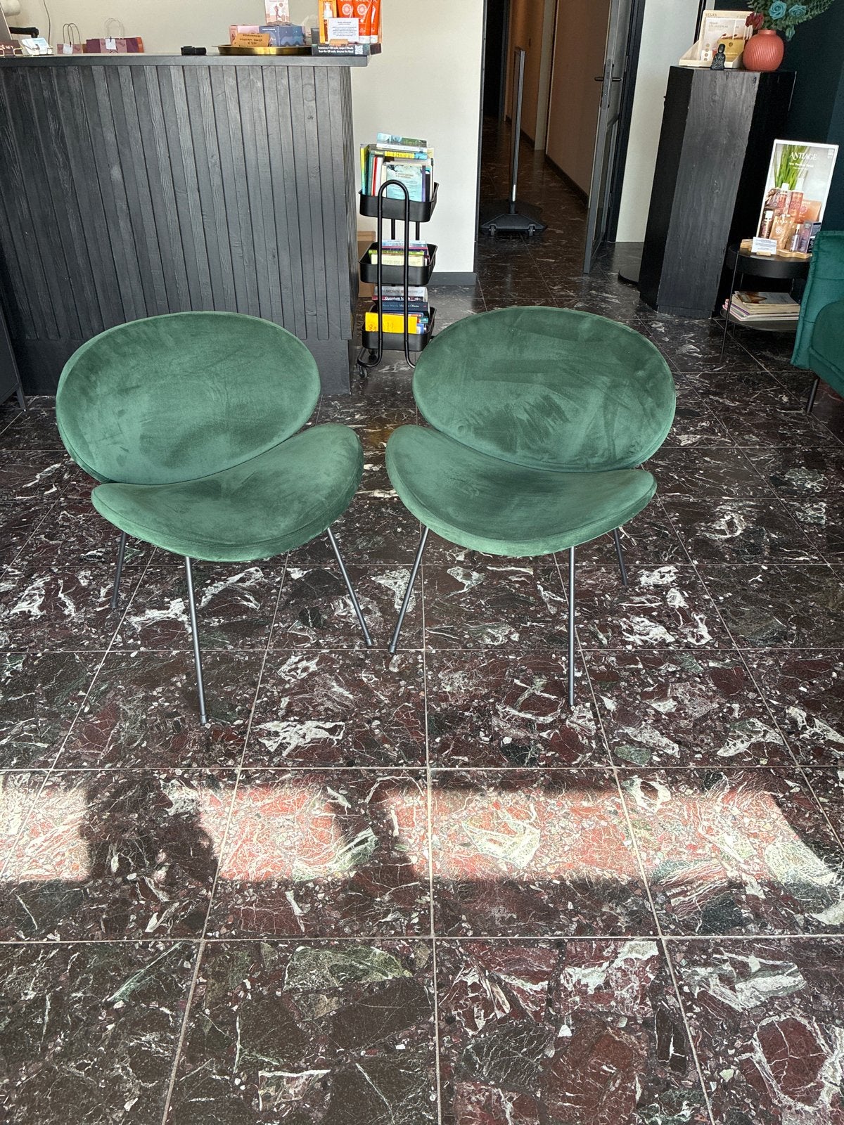 Set van 2 Groene Fluweel Stoelen - Modern Design, Huis en Inrichting, Stoelen, Ophalen, Twee, Overige kleuren, Zo goed als nieuw