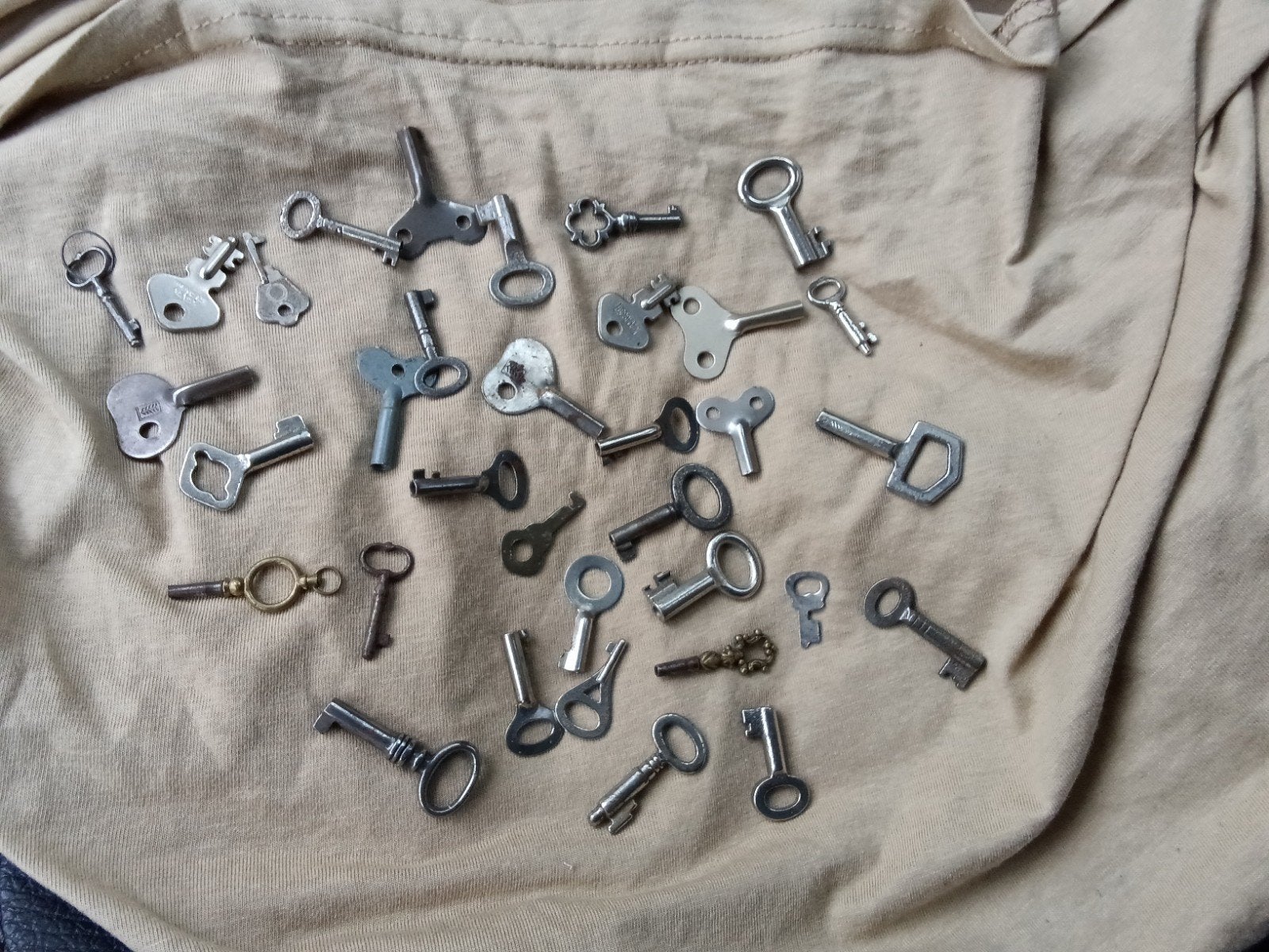 Oude sleutels, Ophalen, Slot