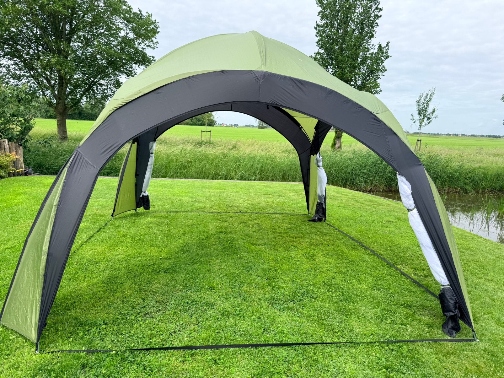 XL Partytent met LED, Opvouwbaar, Partytent, Minder dan 4 meter, Zo goed als nieuw