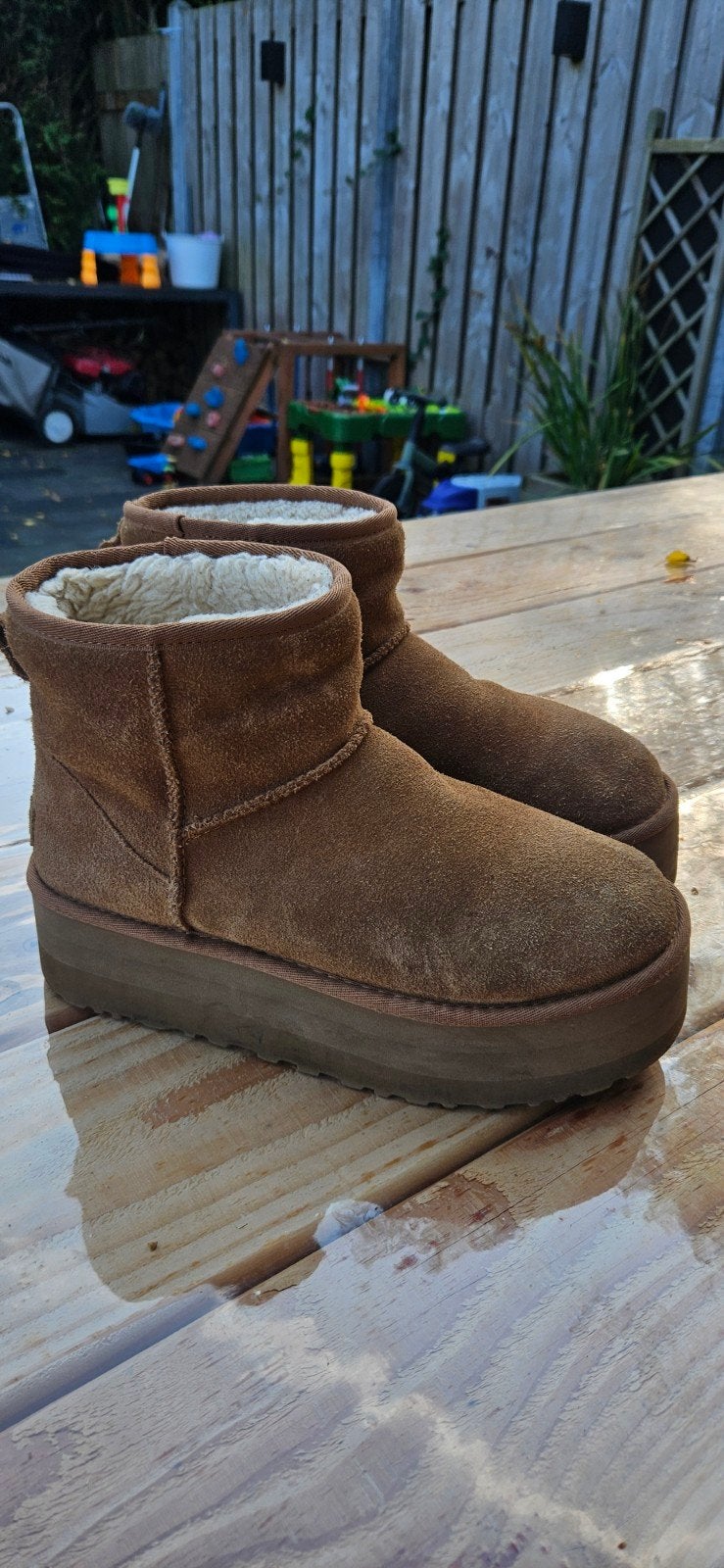UGG Mini Platform Bruin, Kleding | Dames, UGG, Bruin, Snowboots, Ophalen of Verzenden