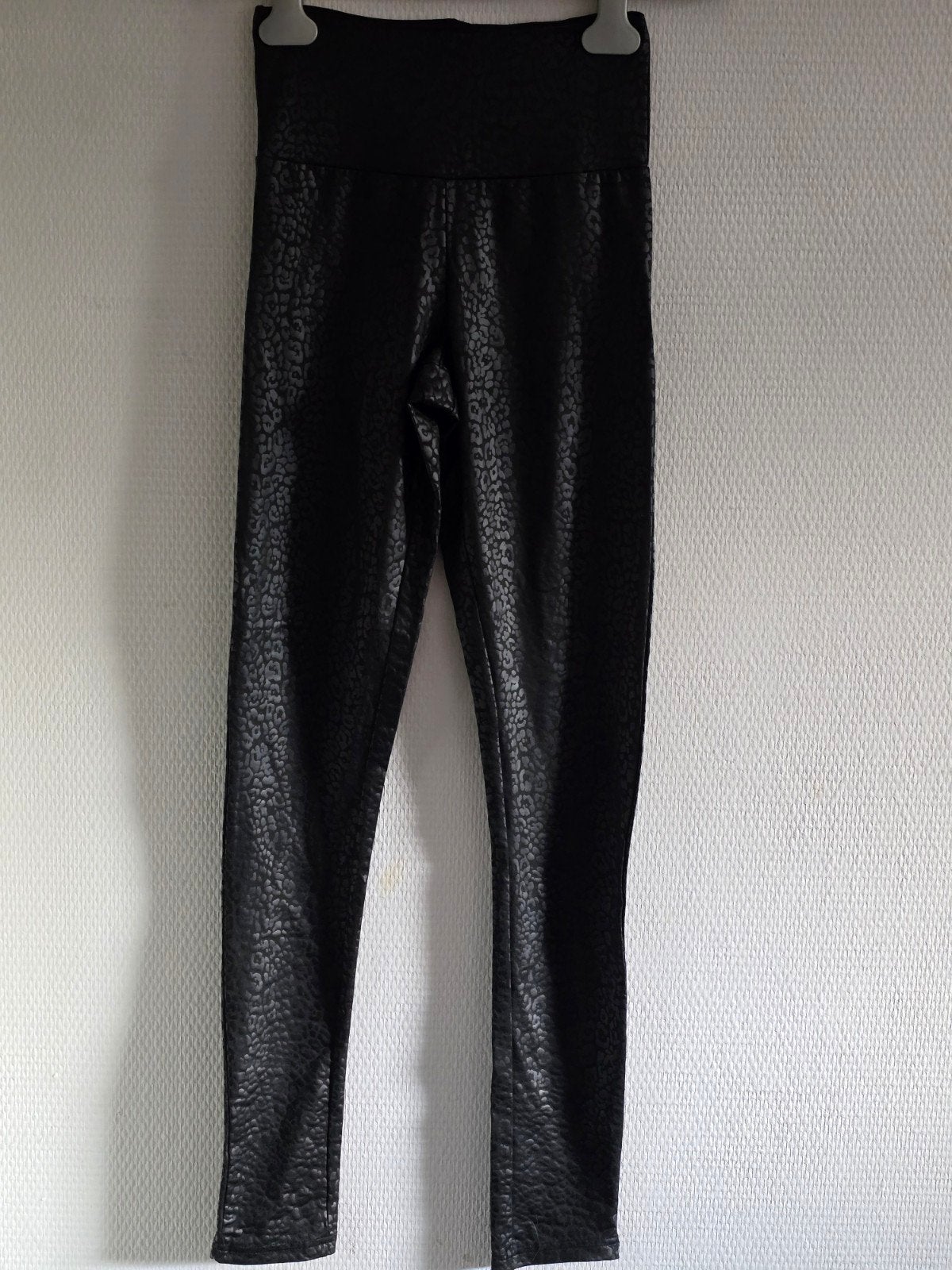 Pretty Legs Legging met Luipaardprint - Maat S, Legging, Maat 36/38 (S), Zwart, Ophalen of Verzenden