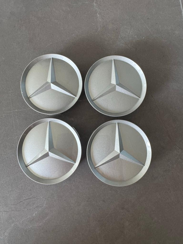 Nieuwe originele Mercedes naafdoppen SLK 230 Compressor, Ophalen of Verzenden, Nieuw
