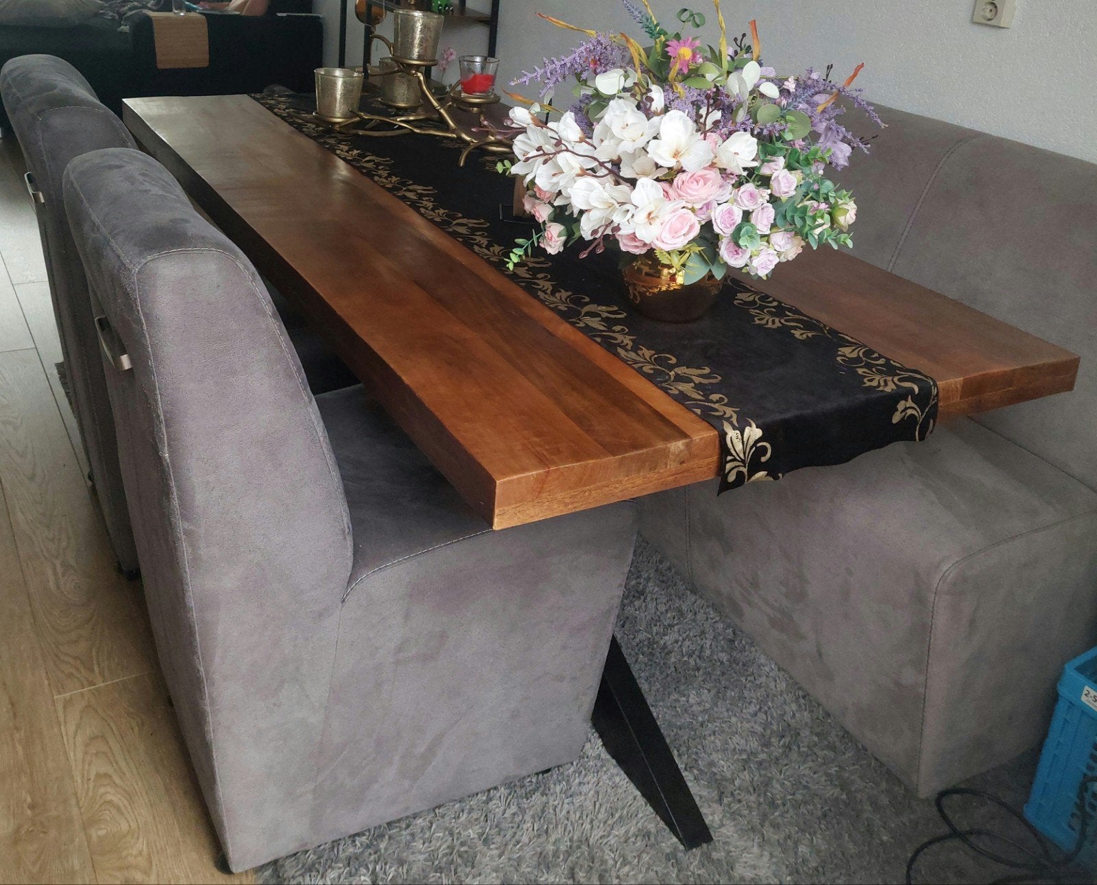 Complete eethoek: eettafel, bank en stoelen, Ophalen, 50 tot 100 cm, Vijf personen of meer, 150 tot 200 cm