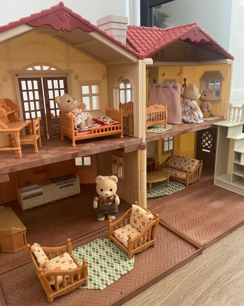 Sylvanian families huis en accessoires, Ophalen, Zo goed als nieuw, Poppenhuis