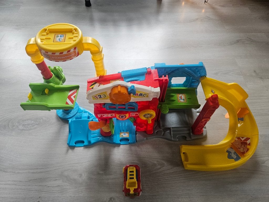 Vtech brandweerkazerne, Ophalen, Gebruikt, 2 tot 4 jaar
