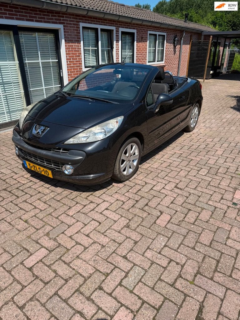 Peugeot 207 CC 1.6 VTi nieuwe apk tot juni 2027, Voorwielaandrijving, 15 km/l, Gebruikt, 4 cilinders