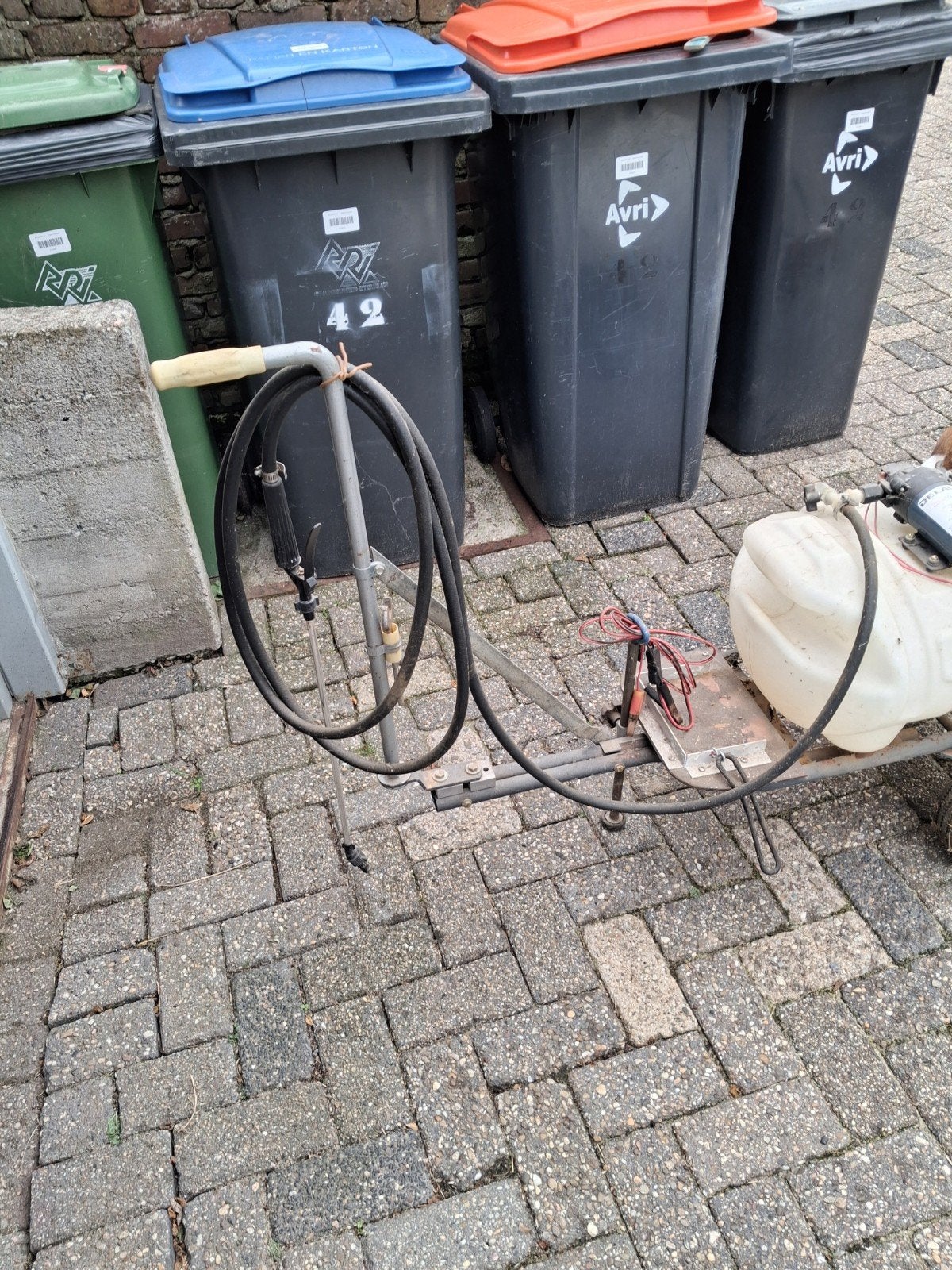 Getrokken spuit voor achter zitmaaier - RHM Trade, Ophalen of Verzenden, Gebruikt