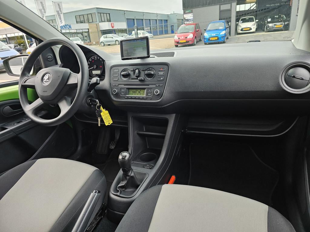 Skoda Citigo 1.0 Greentech Arctic|APK|NAP|Airco|Trekhaak, Auto's, Voorwielaandrijving, Euro 5, Stof, Gebruikt