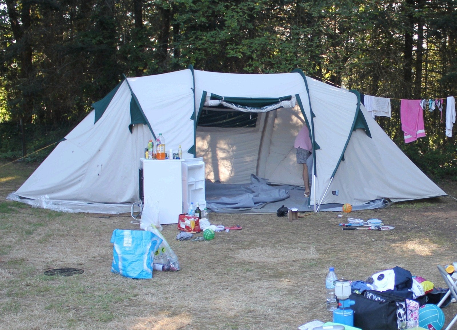 Ruime tunneltent met luifel voor 6 personen., Ophalen, Gebruikt, Tot en met 6