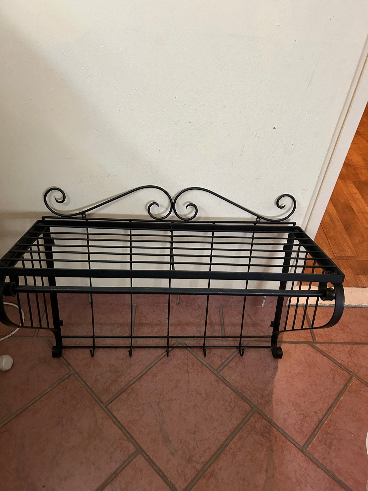 Zwarte metalen wandkapstok met hoedenplank en haken, Gebruikt, Minder dan 100 cm, Metaal, Ophalen