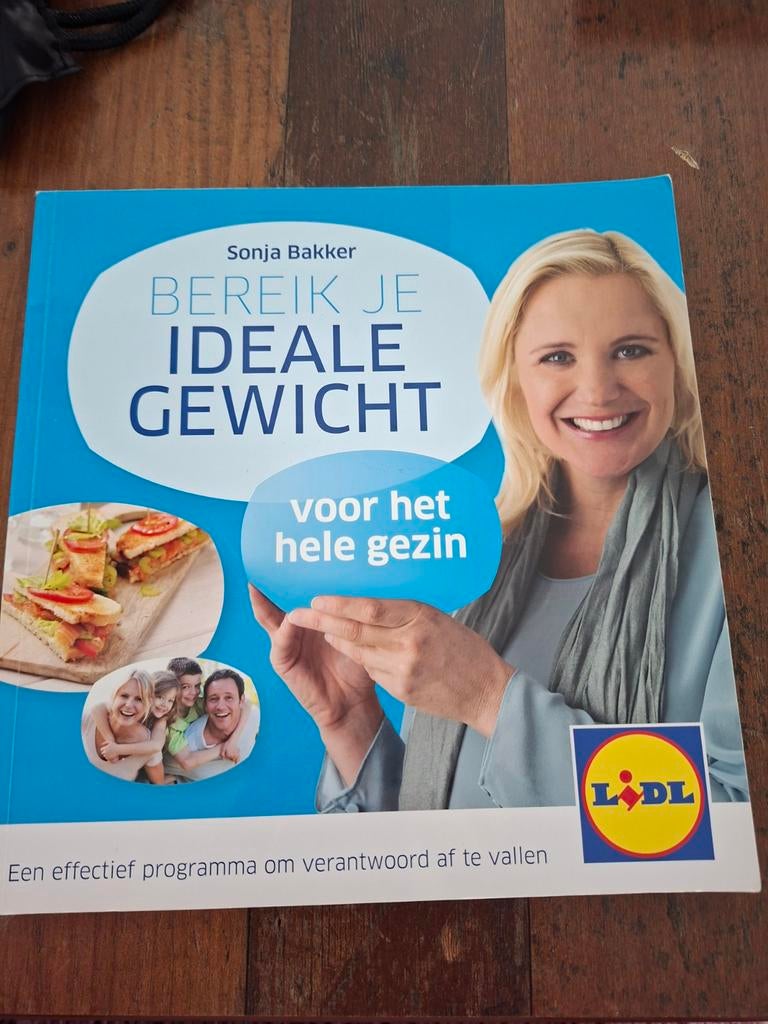 Sonja Bakker - Bereik je ideale gewicht voor het hele gezin!, Ophalen of Verzenden, Zo goed als nieuw, Sonja Bakker