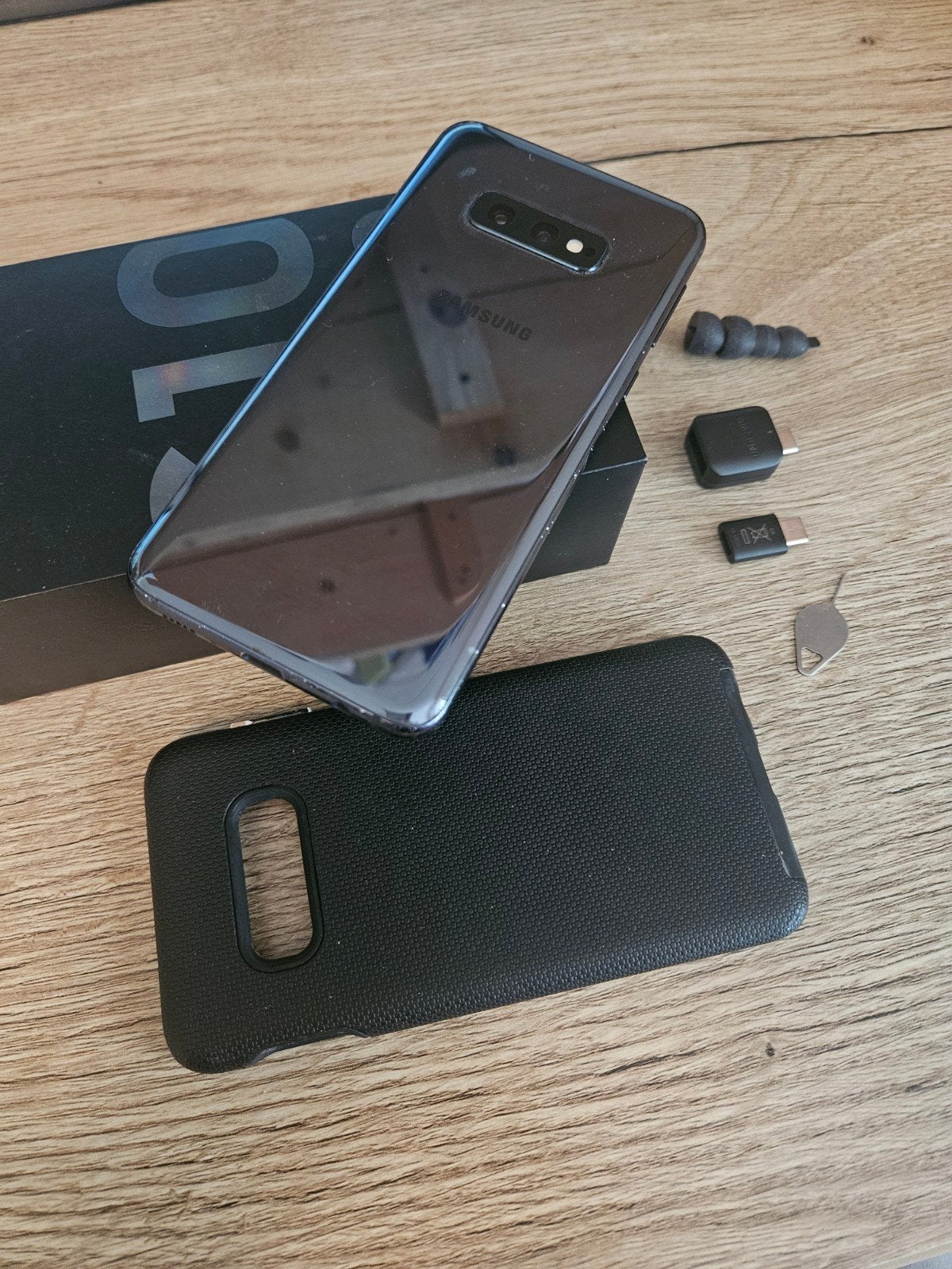 Samsung Galaxy S10e - Zo goed als nieuw, Telecommunicatie, Mobiele telefoons | Samsung, Ophalen, Zwart, Touchscreen, Zo goed als nieuw