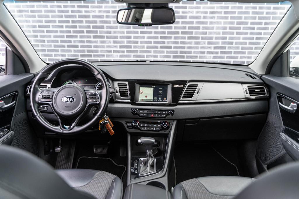 Kia Niro 1.6 GDi Hybrid DCT6 DynamicLine | Trekhaak | Naviga, Auto's, Kia, Gebruikt, 2 kWh, Leder en Stof, Wit