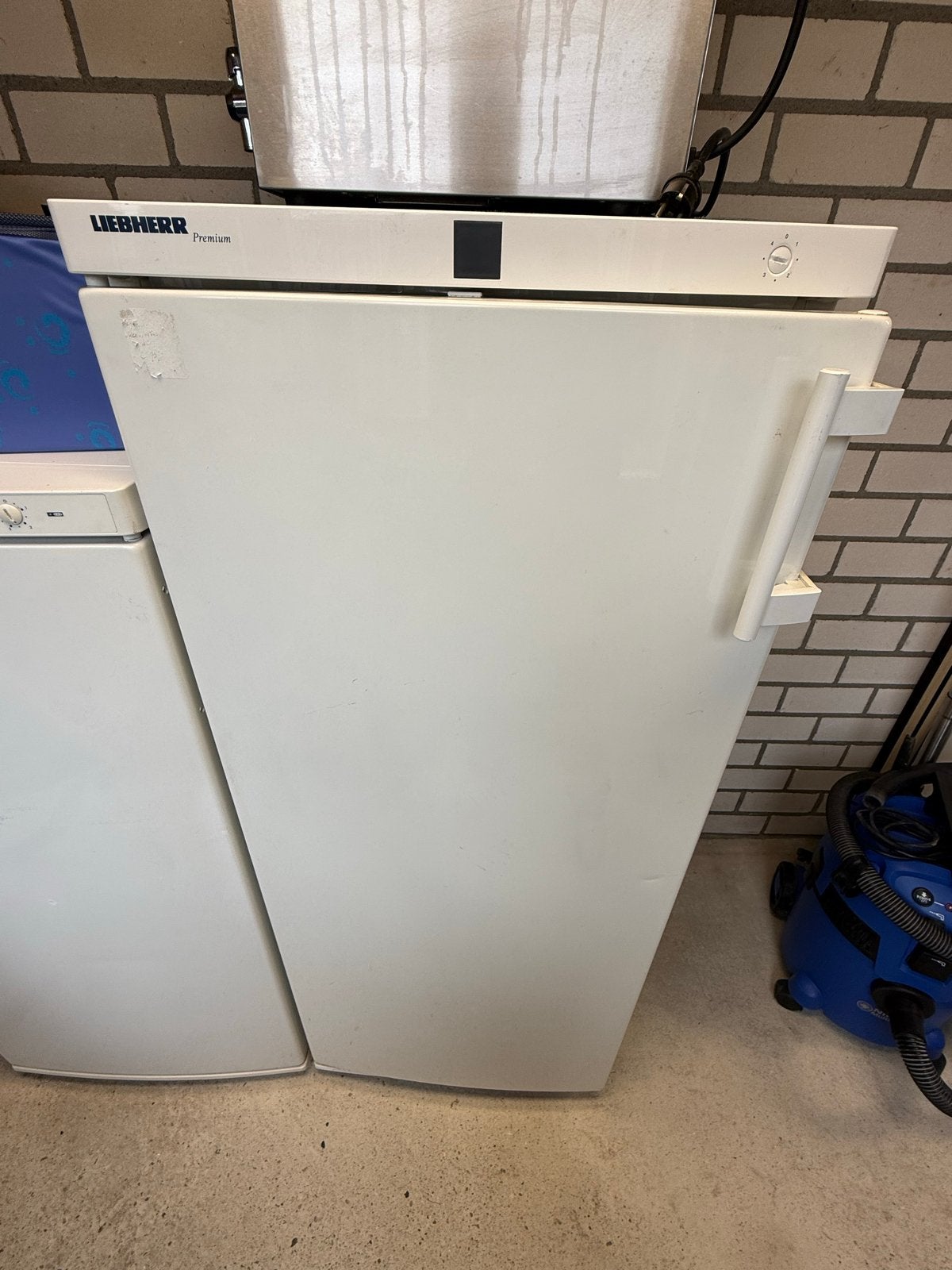 Defecte Liebherr Premium koelkast, Ophalen, 150 tot 200 liter, Zonder vriesvak, 120 tot 140 cm