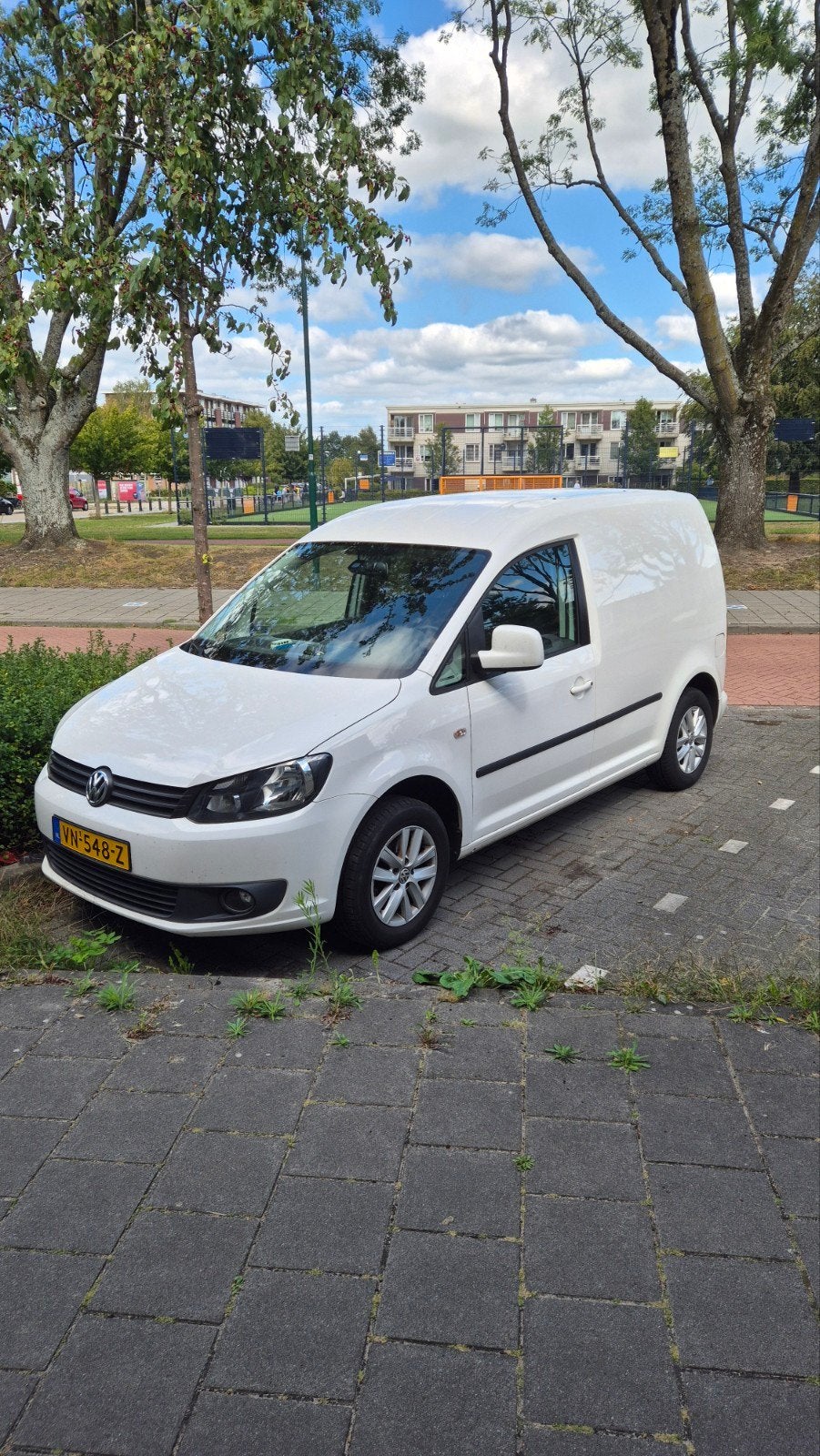 Volkswagen Caddy 1.6 D 75KW 2015, Auto's, Bestelauto's, Euro 5, Stof, Zwart, 4 cilinders