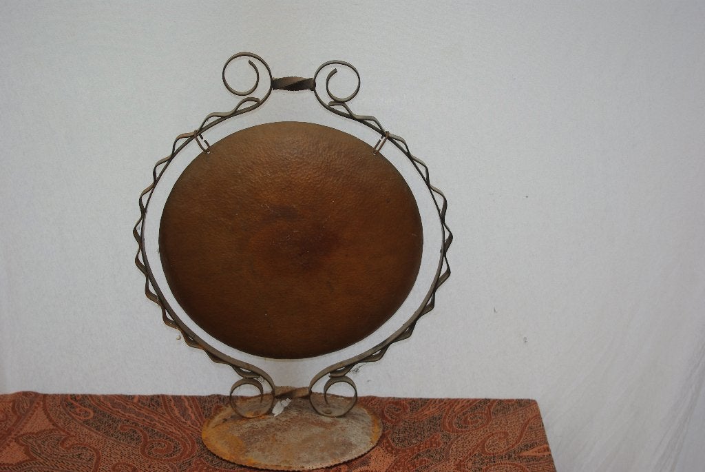 Gong met standaard ( Antiek, Antiek en Kunst, Ophalen of Verzenden