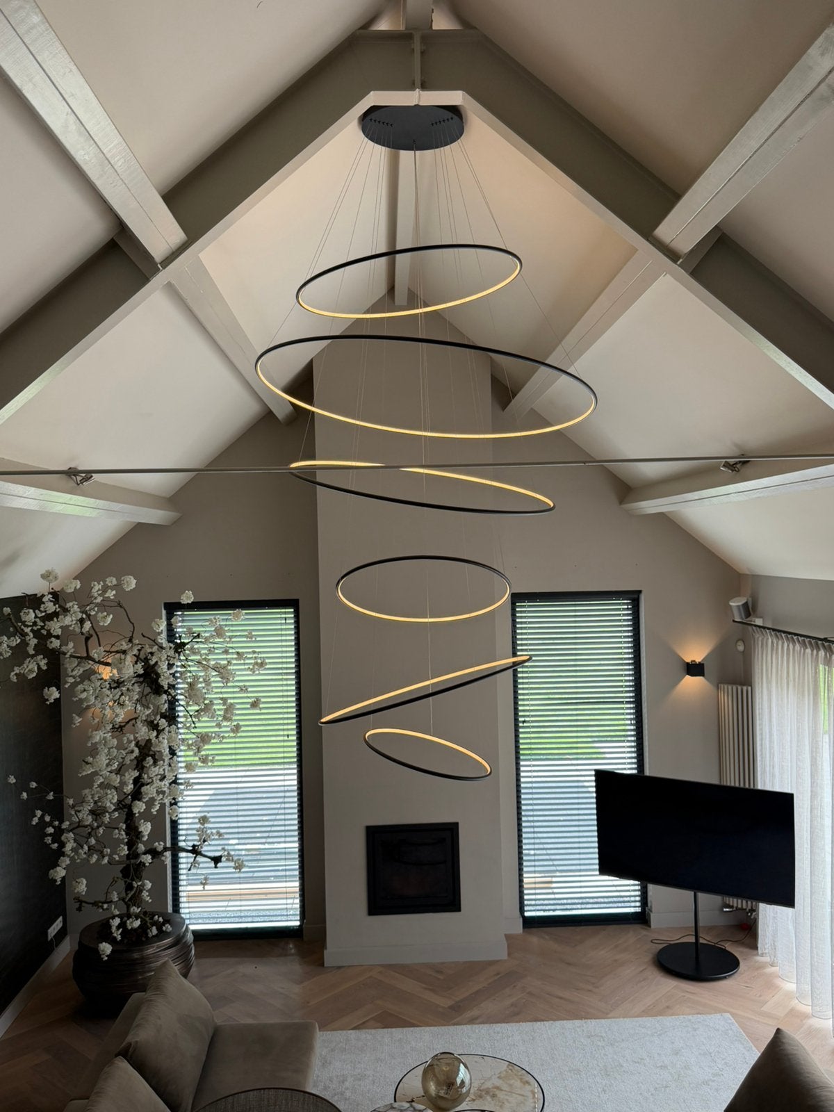LED cirkels kroonluchter XXL, Huis en Inrichting, Lampen | Hanglampen, Ophalen, Zo goed als nieuw