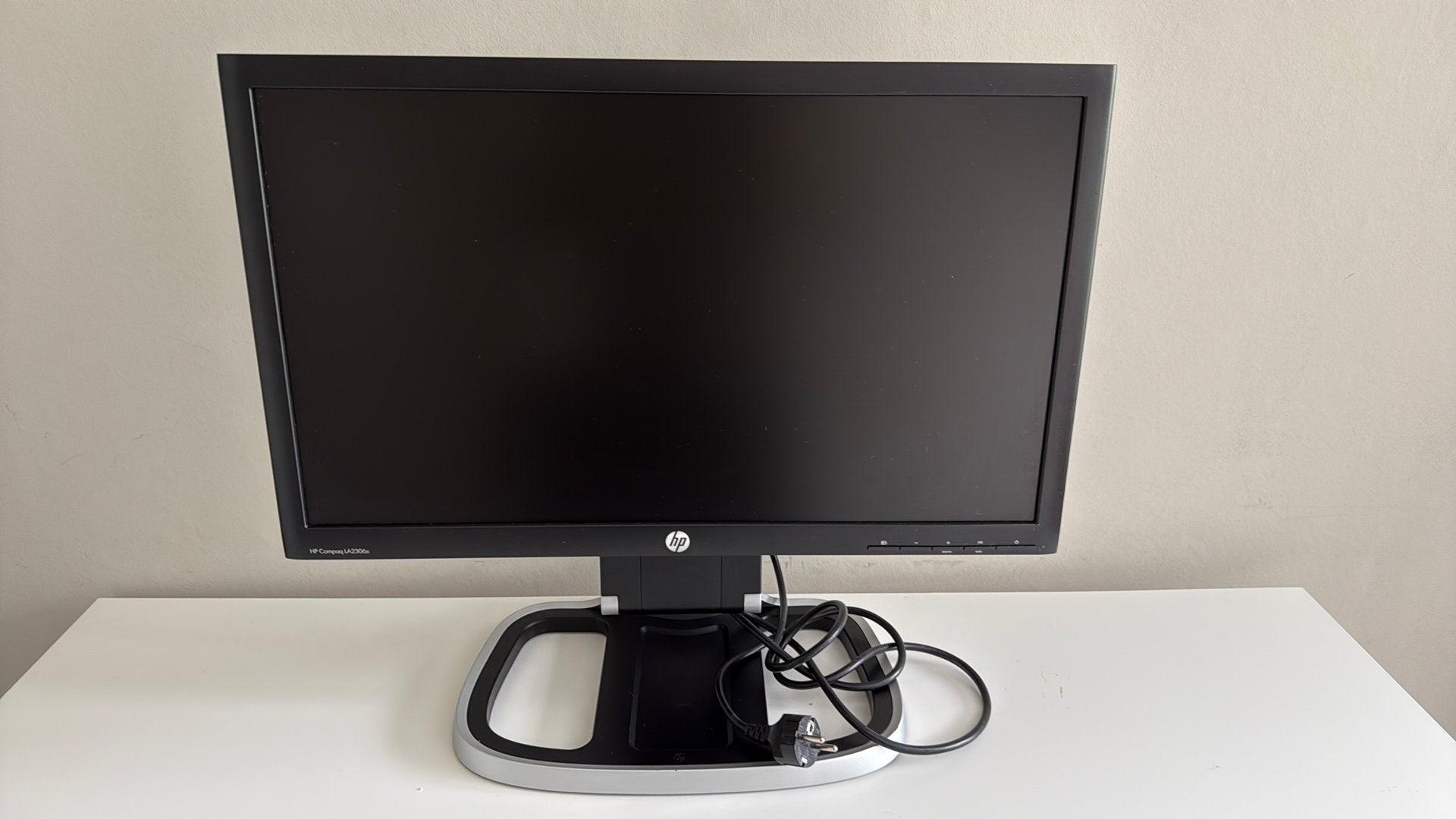 HP Compaq LA2306x Monitor - Full HD, In hoogte verstelbaar, Computers en Software, Monitoren, Ophalen, In hoogte verstelbaar, Full HD