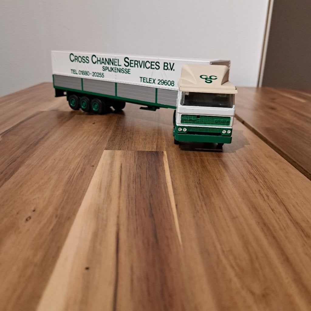 DAF,S L.TOYS 2800 MET TRAILERS HUIF,DEUREN ,DIV BEDRIJVEN ., Verzenden, Nieuw, Bus of Vrachtwagen, Lion Toys
