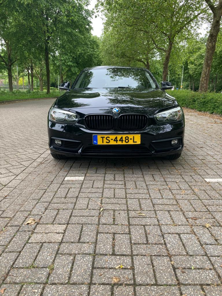 BMW 1-Serie 116i 109pk Executive/cruisecontr/navi/airco/pdc, Auto's, BMW, 1-Serie, Achterwielaandrijving, 1280 kg, Zwart
