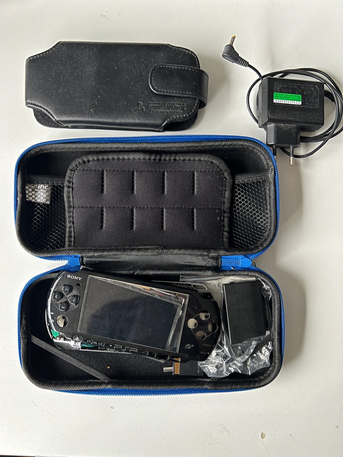 PSP 3004 - Project met games en accessoires, Verzenden, Gebruikt, Met games, PSP 3000