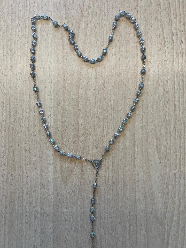 Vintage rozenkrans- Zilver, iriserende glazen kristallen, Ophalen