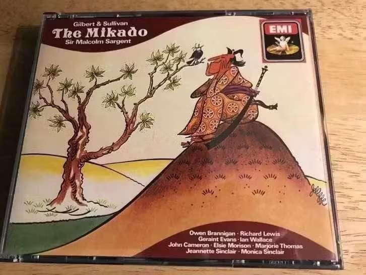 2 CD Gilbert & Sullivan , Sir Malcolm Sargent – The Mikado, Boxset, Overige componisten, Opera of Operette, Ophalen of Verzenden